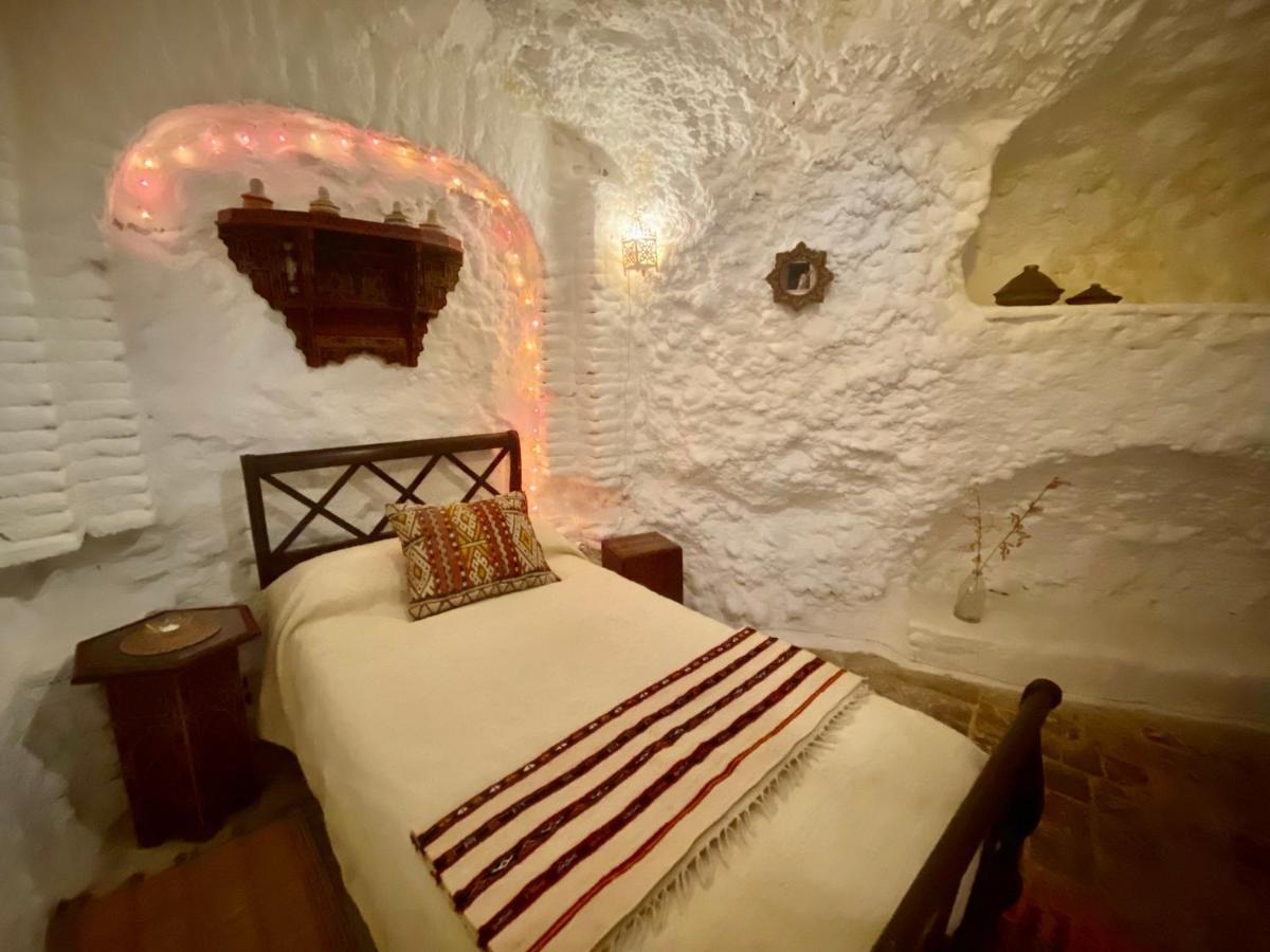 Cueva Con Vistas A La Alhambra Apartman Granada Kültér fotó